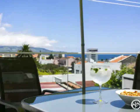 Home Azores - Casa da Ladeira 4 11