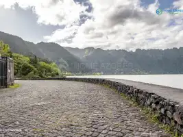 Margem Lagoa das Furnas