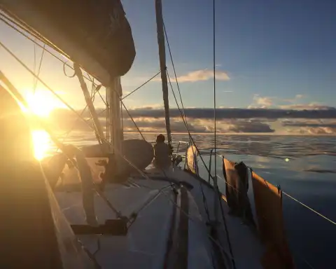 Home Azores Passeios Privados de Veleiro 10