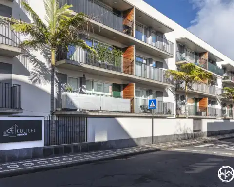 Home Azores - Coliseu Residences C1 1Esq 36