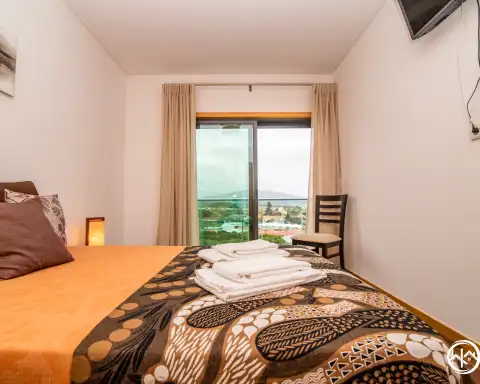 Home Azores - Mountain View Apartment 28