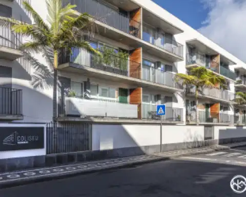 Home Azores - Coliseu Residences C1 1Esq 35