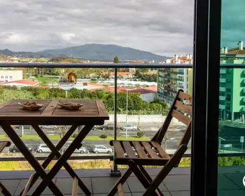 Home Azores - Mountain View Apartment 1