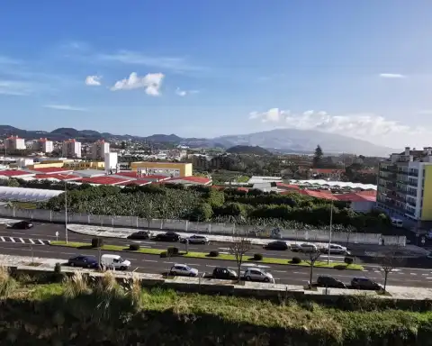 Home Azores - Mountain View Apartment 34