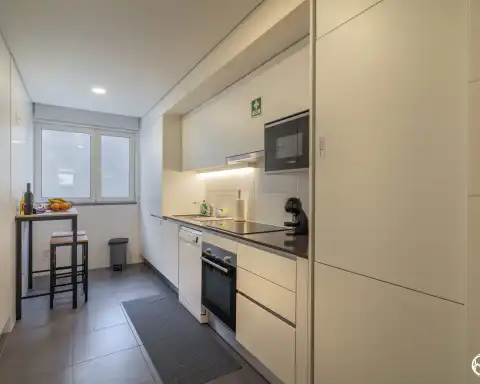 Home Azores - Coliseu Residences C1 1Esq 23