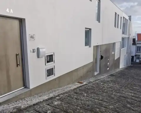 Home Azores - Casa da Ladeira 4A 28
