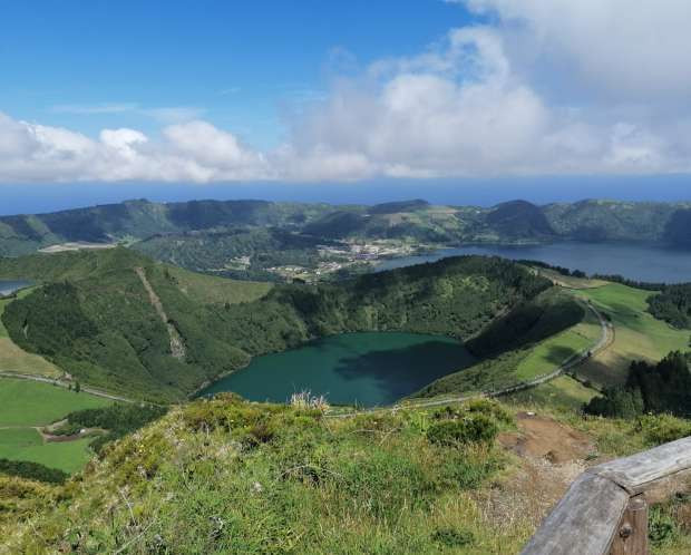 Home Azores - Van Tours