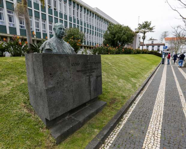 Home Azores - Passeio por Ponta Delgada