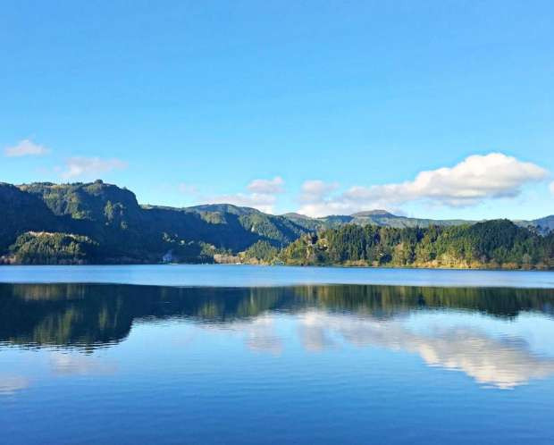Home Azores - Van Tours