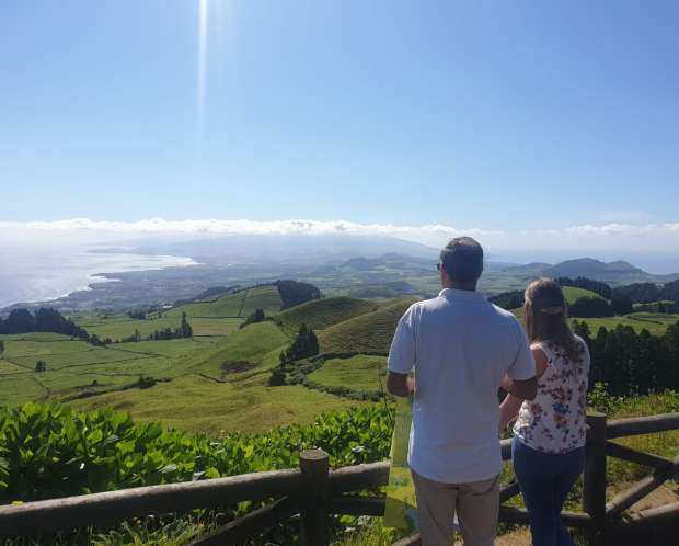 Home Azores - Van Tours
