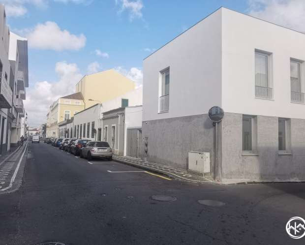 Home Azores - Lisboa House Downtown