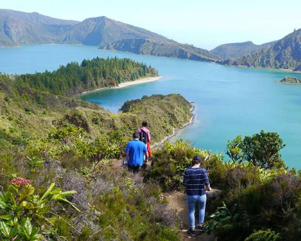 Home Azores - Trilhos Pedestres