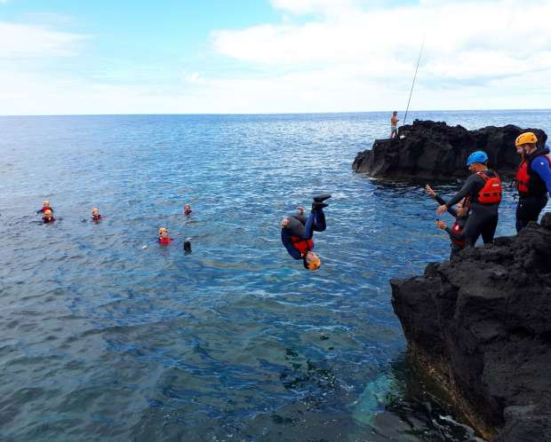 Home Azores - Coasteering