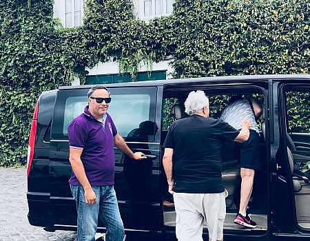 Passeios Turísticos de Carrinha