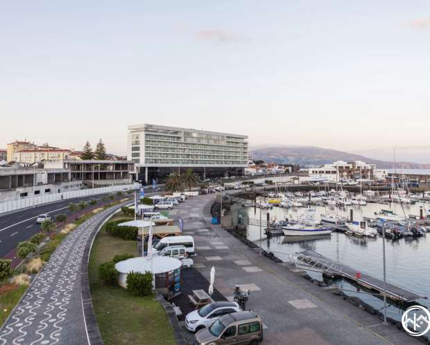 Home Azores - Calheta Suites Downtown